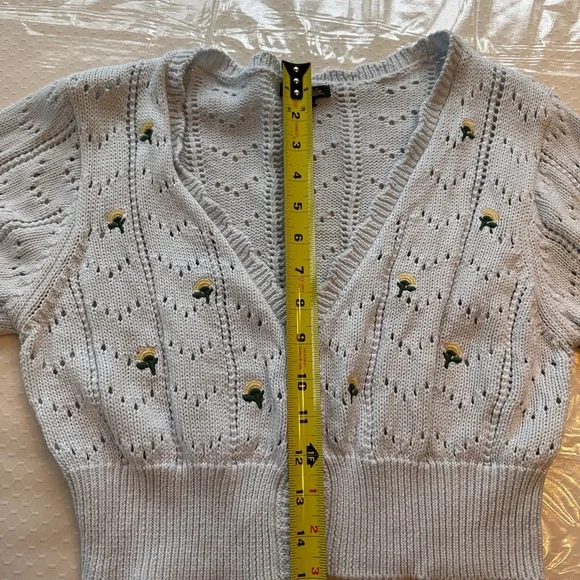 Wild fable cropped light blue dainty knit floral embroidered cardigan - Picture 10 of 13